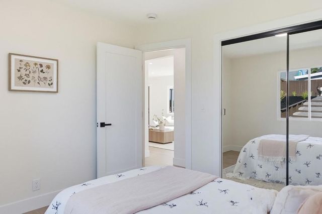 483 Heathcliff Drive, Pacifica, CA 94044