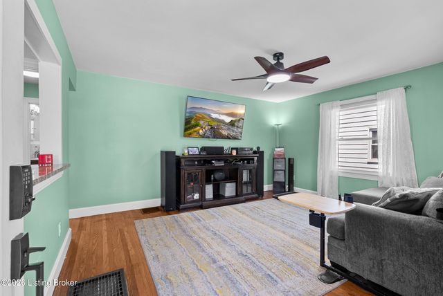 408 Marquette Dr, Louisville, KY 40222