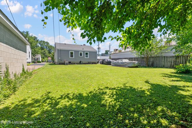408 Marquette Dr, Louisville, KY 40222
