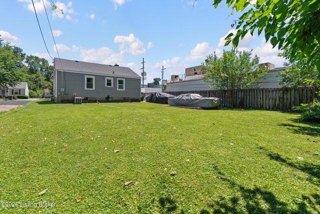 408 Marquette Dr, Louisville, KY 40222