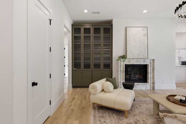 6984 Bob O Link Drive, Dallas, TX 75214