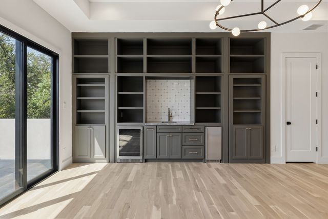 6984 Bob O Link Drive, Dallas, TX 75214