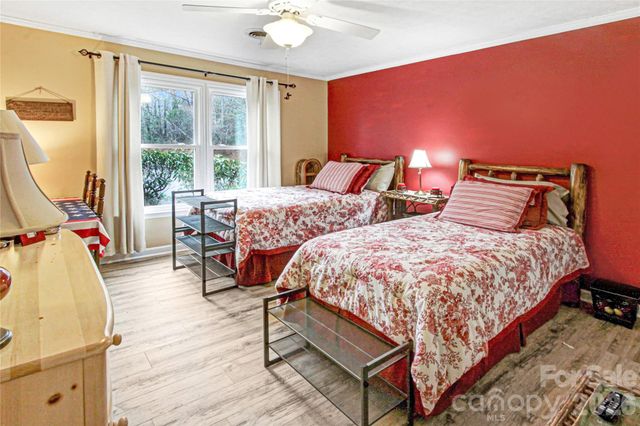 121 Toxaway Views Drive 503, Lake Toxaway, NC 28747
