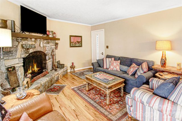 121 Toxaway Views Drive 503, Lake Toxaway, NC 28747