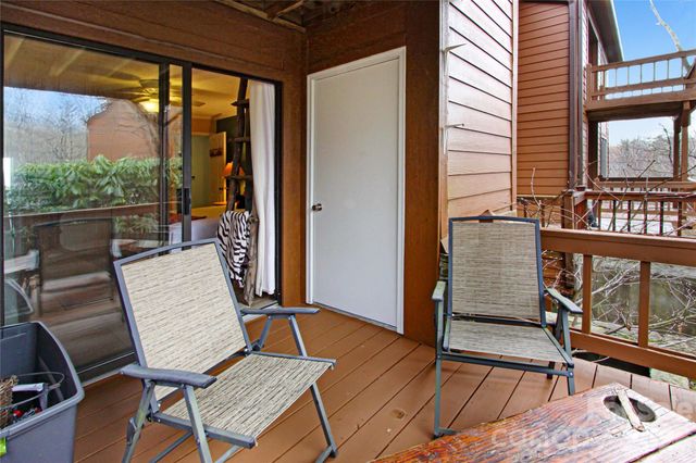 121 Toxaway Views Drive 503, Lake Toxaway, NC 28747