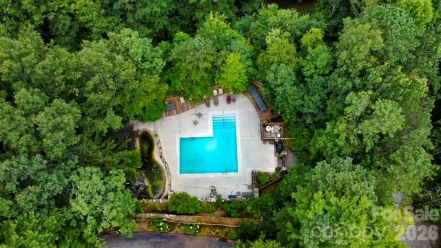 121 Toxaway Views Drive 503, Lake Toxaway, NC 28747