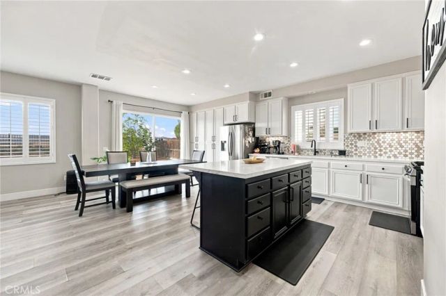 29076 Barcelona Court, Riverside, CA 92555