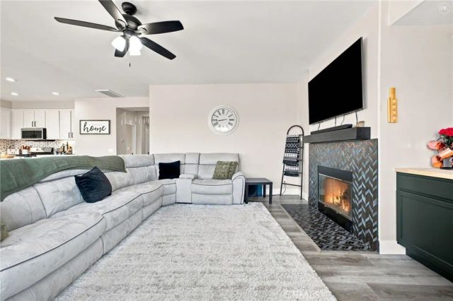29076 Barcelona Court, Riverside, CA 92555