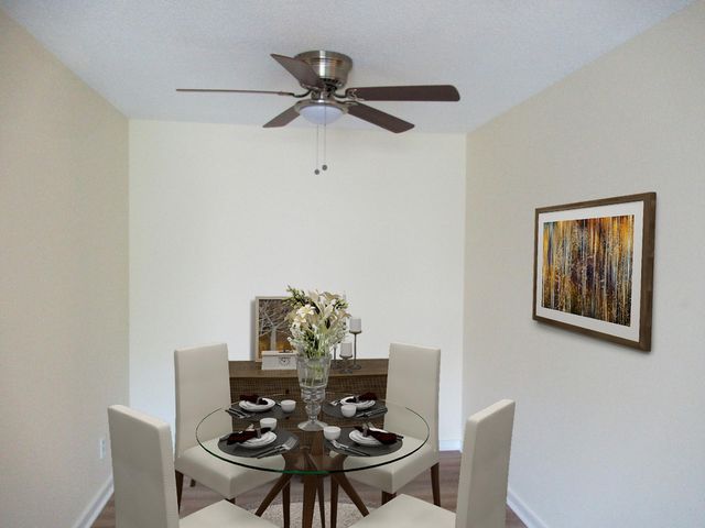 4100 Parklawn Avenue 218, Edina, MN 55435