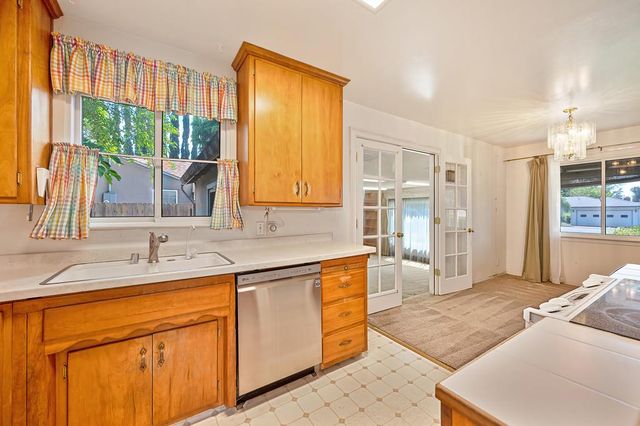 8012 Wonder St, Citrus Heights, CA 95610