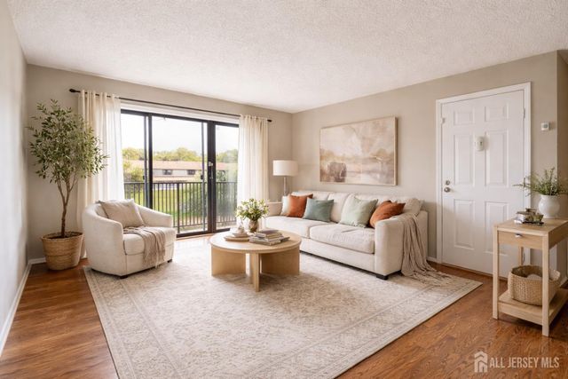 407 Lancaster Court, Piscataway, NJ 08854