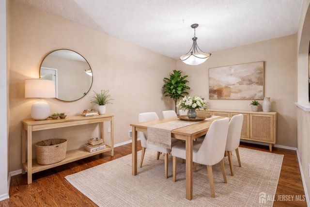 407 Lancaster Court, Piscataway, NJ 08854