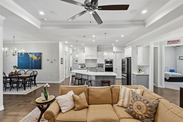 3333 Stoneleigh Road, Bryan, TX 77808