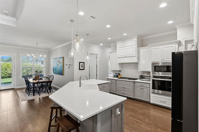 3333 Stoneleigh Road, Bryan, TX 77808