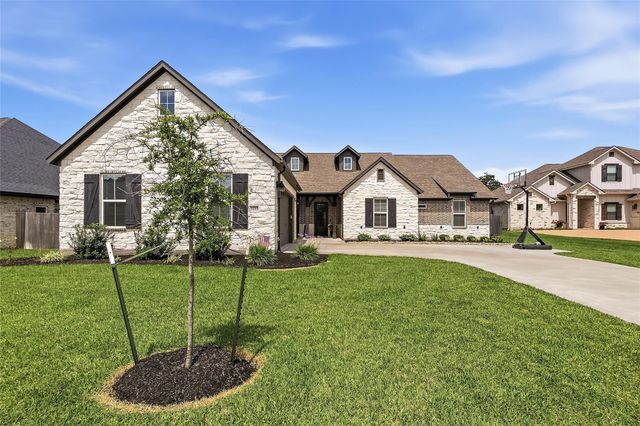 3333 Stoneleigh Road, Bryan, TX 77808