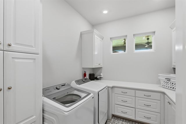 3333 Stoneleigh Road, Bryan, TX 77808
