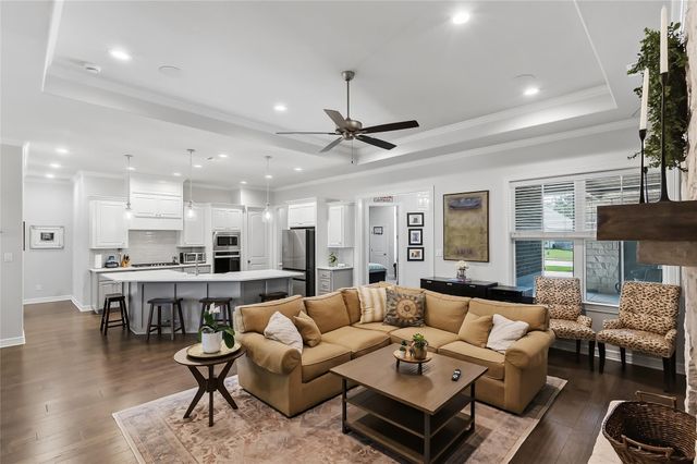 3333 Stoneleigh Road, Bryan, TX 77808
