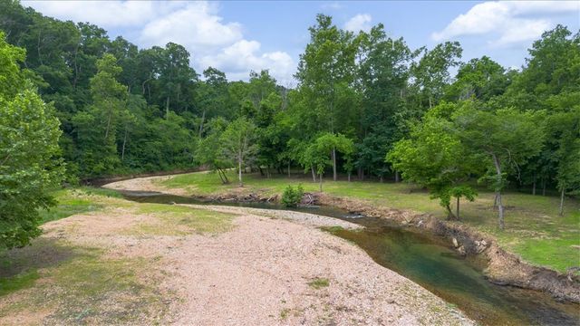 16123 Fruitwood Road, Gravette, AR 72736