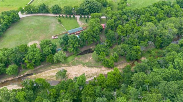 16123 Fruitwood Road, Gravette, AR 72736
