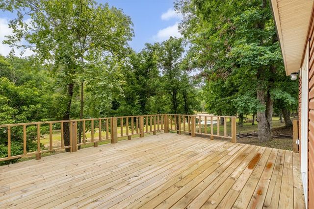 16123 Fruitwood Road, Gravette, AR 72736