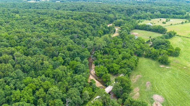 16123 Fruitwood Road, Gravette, AR 72736