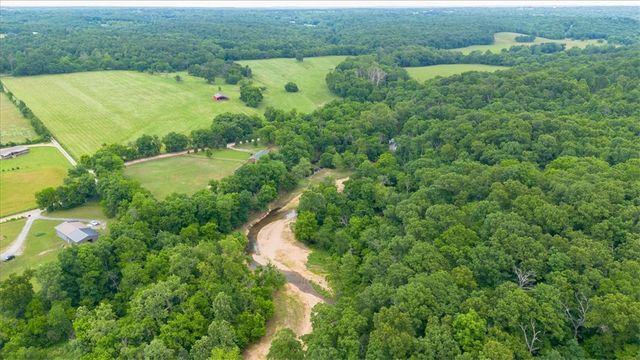 16123 Fruitwood Road, Gravette, AR 72736