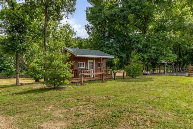 16123 Fruitwood Road, Gravette, AR 72736