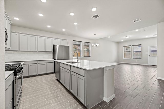 7330 Lake Arrowhead Lane, Porter, TX 77365