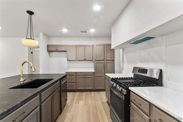 824 Wilson, Durant, OK 74701