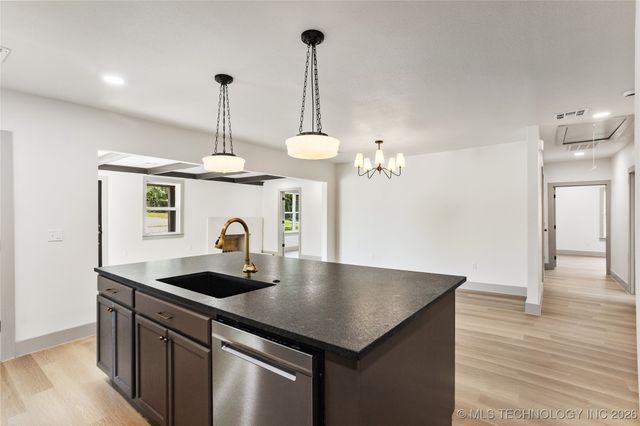 824 Wilson, Durant, OK 74701