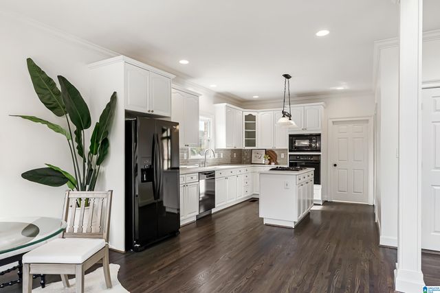 7014 EAGLE VALLEY WAY, Birmingham, AL 35242