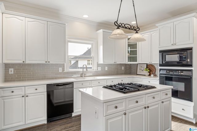 7014 EAGLE VALLEY WAY, Birmingham, AL 35242