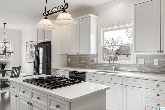 7014 EAGLE VALLEY WAY, Birmingham, AL 35242