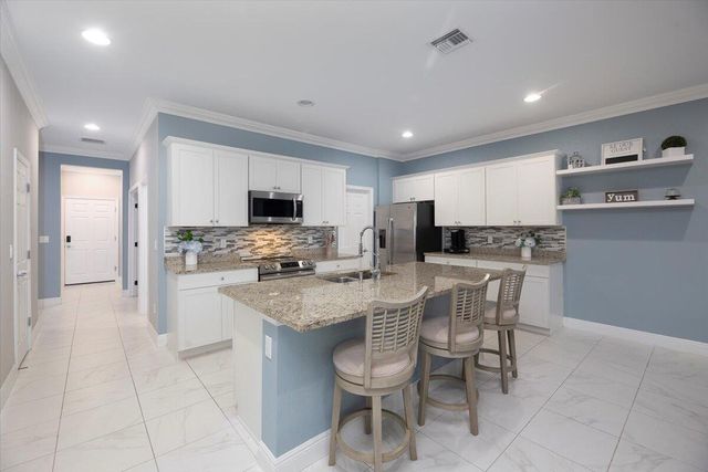 1700 NW Vivanco Street, Port St. Lucie, FL 34986