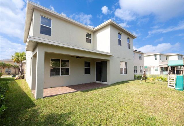 1700 NW Vivanco Street, Port St. Lucie, FL 34986
