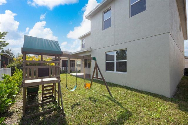 1700 NW Vivanco Street, Port St. Lucie, FL 34986