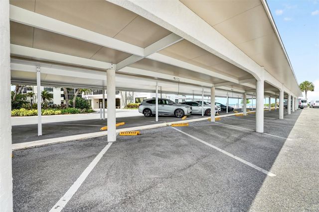 633 ALHAMBRA ROAD 205, Venice, FL 34285