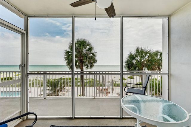 633 ALHAMBRA ROAD 205, Venice, FL 34285