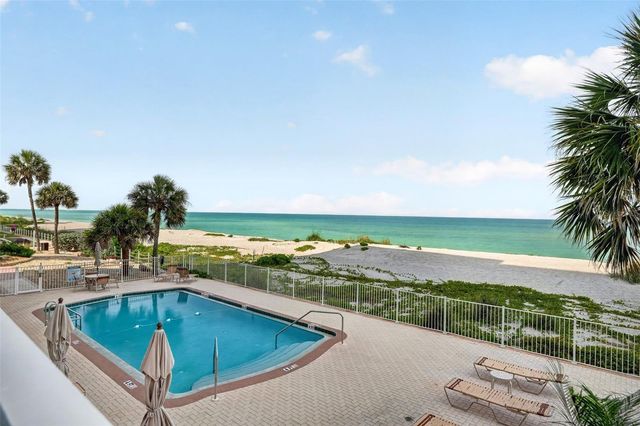 633 ALHAMBRA ROAD 205, Venice, FL 34285