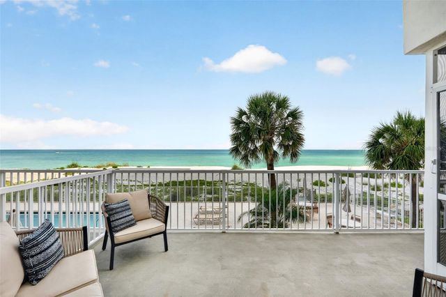 633 ALHAMBRA ROAD 205, Venice, FL 34285