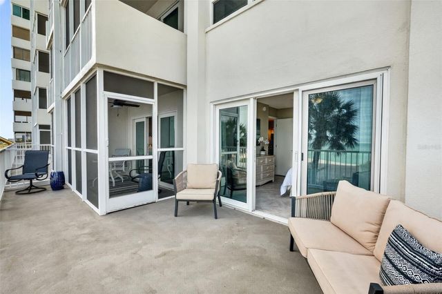 633 ALHAMBRA ROAD 205, Venice, FL 34285