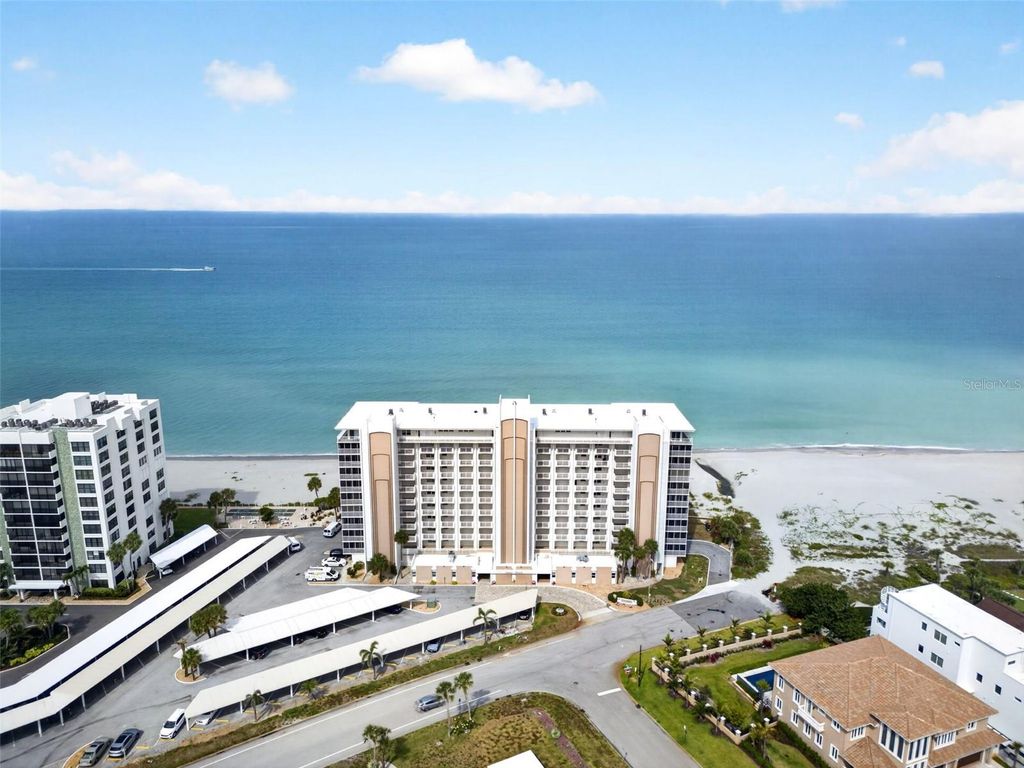 633 ALHAMBRA ROAD 205, Venice, FL 34285
