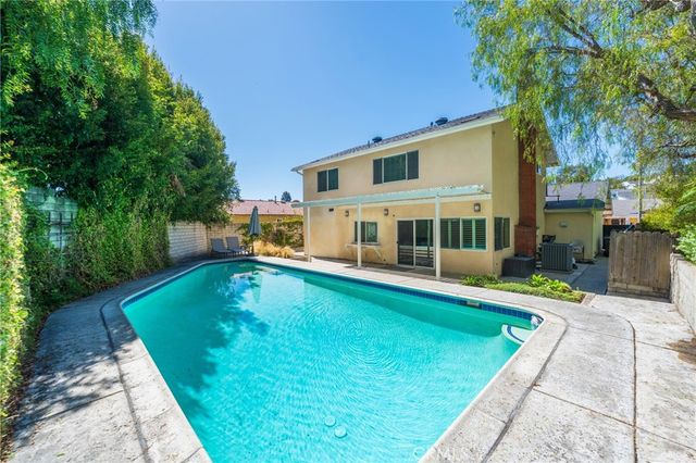 1215 W Bloomwood Road, Rancho Palos Verdes, CA 90275