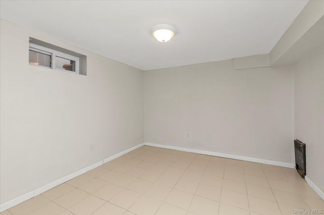 203 Pershing Parkway, Mineola, NY 11501