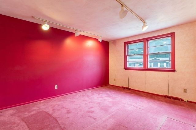 15 Casey, Canton, MA 02021