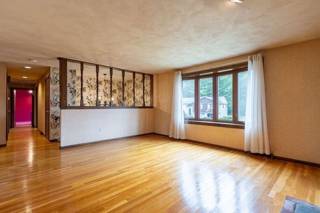 15 Casey, Canton, MA 02021