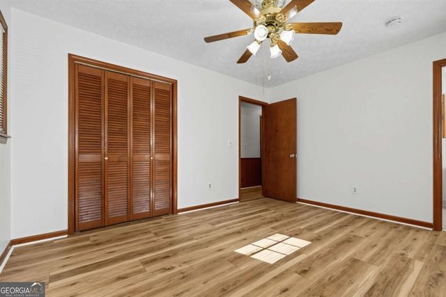 4393 Hale Place SW, Lilburn, GA 30047