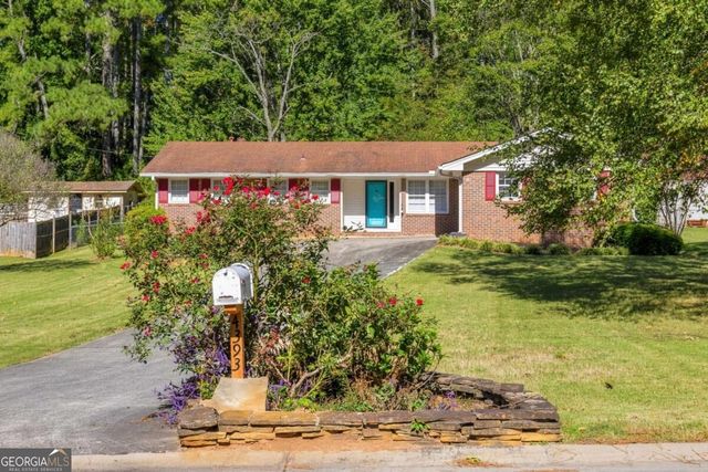 4393 Hale Place SW, Lilburn, GA 30047