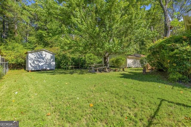 4393 Hale Place SW, Lilburn, GA 30047