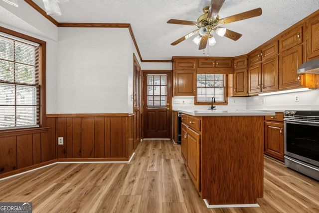 4393 Hale Place SW, Lilburn, GA 30047